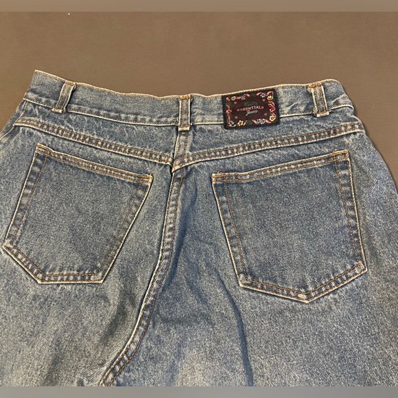 Koret Essentials High Waist Mom Jean Vintage 90s Straight Leg Medium Wash 32” - Picture 3 of 7